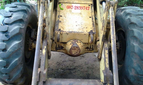 ขายรถตักล้อยาง CAT 910