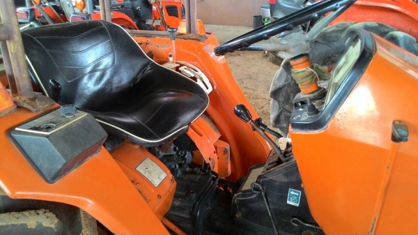 ขายรถไถ KUBOTA  L2202 ราคา 50,000 อ.แกลง จ.ระยอง สอบถาม 0818618678 ID Line =carbonthai