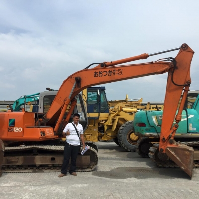 ขายรถขุด HITACHI EX120-2 SUPER ไฟฟ้าครบ ระบบดี ช่วงล่าง90\% ราคา950,000 มีเอกสารอินวอยชุดจดทะเบียนพร้อมสัญญาซื้อขายออกให้ สนใจติดต่อ 083-3436937 line:mjkodream