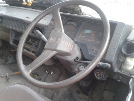 ไอ้หลงตาเหลี่ยมเดิม ๆ  ตามสภาพมาแล้วครับ