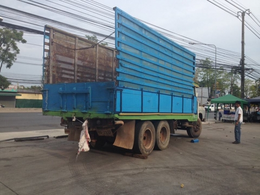 ขายด่วน!!! สิบล้อหน้ายาว ขายด่วน!!! สิบล้อหน้ายาว