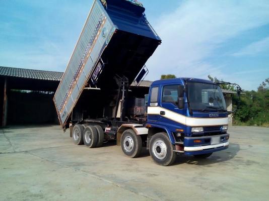 ขายรถ 10 ล้อ 2 เพลา กระบะเนียมคอกเกษตรดั้ม ISUZU จั้มโบ้ 210 วางเครื่อง 320 เกียร์ 7 เกียร์เดินหน้า มีสโล วางหัวเดก้า ราคา.1350000 สนใจรีบจองด่วน