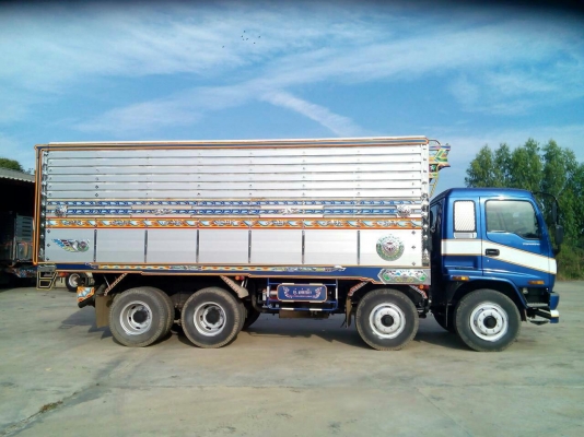 ขายรถ 10 ล้อ 2 เพลา กระบะเนียมคอกเกษตรดั้ม ISUZU จั้มโบ้ 210 วางเครื่อง 320 เกียร์ 7 เกียร์เดินหน้า มีสโล วางหัวเดก้า ราคา.1350000 สนใจรีบจองด่วน