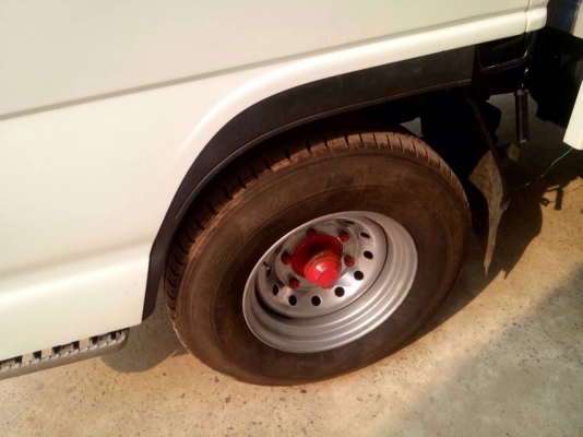 เพิ่มรูป รถสี่ล้อกลางห้างแท้เครื่อง4JB1. 88แรงพร้อมใช้งานครับ