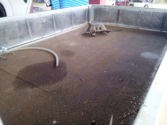 เพิ่มรูป รถสี่ล้อกลางห้างแท้เครื่อง4JB1. 88แรงพร้อมใช้งานครับ