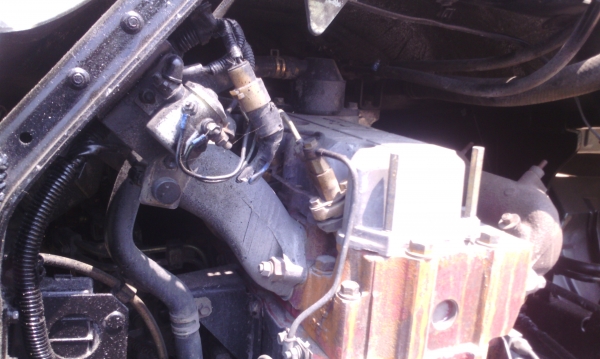 HINO FM 2k 260 แรงม้า 2 เพลา หัวคัสซี