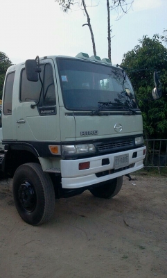 HINO FM 2k 260 แรงม้า 2 เพลา หัวคัสซี