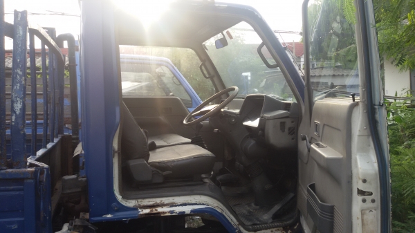 6 ล้อเครื่อง 85 6 ล้อเครื่อง 85