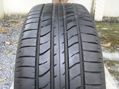 ขายเศษยาง BRIDGESTONE ER30 ปี1913 1เส้น 205-55-16 ราคา 1,200