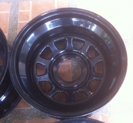 ล้อ rock crawler ขอบ16 Made in USA กว้าง10นิ้ว สภาพสวยมาก