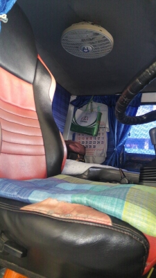 หัวลาก2เพา HiNO FR 279R-EK 260แรง ปี39 สภาพดีสวยพร้อมใช้งาน เล่มทะเบียน พร้อมโอน (ขายเฉพาะหัวลาก ราคา 635,000บ) แต่มีหางอีกหลายหาง ครับสนใจมาชมได้