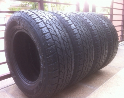 ยาง Yokohama 265 65 17 (ปี12) ดอกเยอะ เนื้อนิ่ม ดอกคมๆ