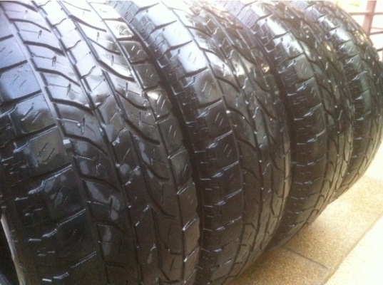 ยาง Yokohama 265 70 16 ปี10 สภาพดี ใช้ได้อีกเป็นปีสบายๆ