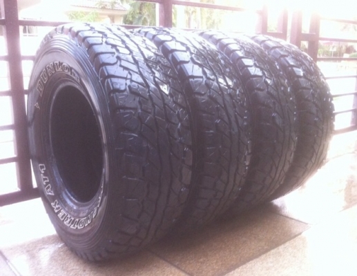ยาง Dunlop 31 10.5 R15 ปลายปี12 ปีใหม่เนื้อนิ่มๆ