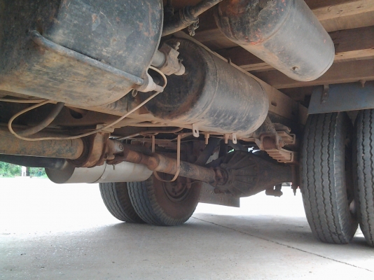 ISUZU NPR61P เครื่อง 130 แรง4BG1 เพาเวอร์ เกียร์สั้น หัวยกได้ กะบะยาว 5  ม. ยางหน้าใหม่ครับ