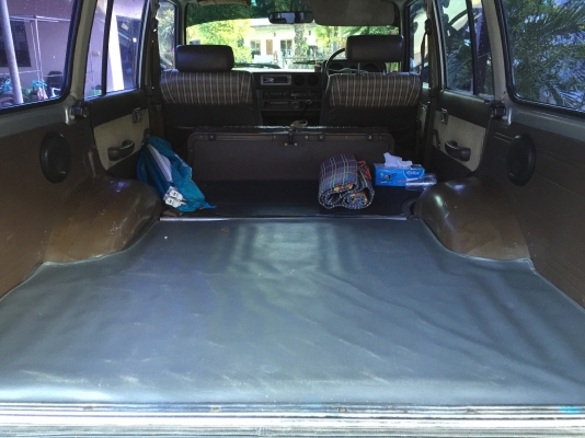 แลนด์ครุยเซอร์ BJ60 เดิมญี่ปุ่น  ครับ