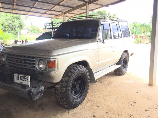 แลนด์ครุยเซอร์ BJ60 เดิมญี่ปุ่น  ครับ