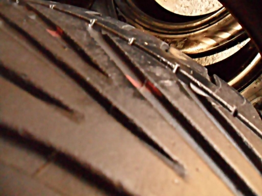 ยางแก้มเตี้ยขอบ15 โตโย 195-55-R15ลงพื้นปี13(4เส้น 2,900บ)ลายสปอร์ต รถซิ่ง ยางแก้มเตี้ยขอบ15 โตโย 195-55-R15ลงพื้นปี13(4เส้น 2,900บ)ลายสปอร์ต รถซิ่ง