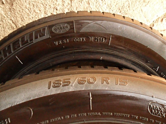 ยางขอบ15 มิชลิน 185-60-R15ลงพื้นปลายปี13 (4เส้น3,600บ)ดอกหนามาก80\% ยางขอบ15 มิชลิน 185-60-R15ลงพื้นปลายปี13 (4เส้น3,600บ)ดอกหนามาก80\%