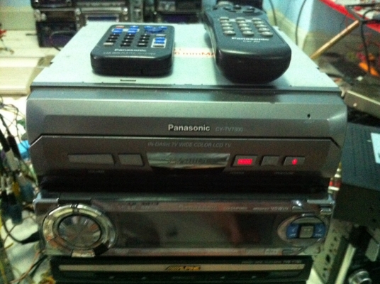 ชุดเครื่องเล่น Panasonic CQ-DMR993/CY-TV7300 24Bit DVD VCD MP3 MD CD กราฟฟิกหน้าจอ จอ7นิ้ว สไลด์ไฟฟ้า ปรีเอ้า 4ชุด AUX1ชุด กล้องถอย1ชุด Vedio in 1ชุด Vedio out 1ชุด พร้อมรีโมทจอและเครื่องเล่น สภาพสวย มือ2 ญี่ปุ่น