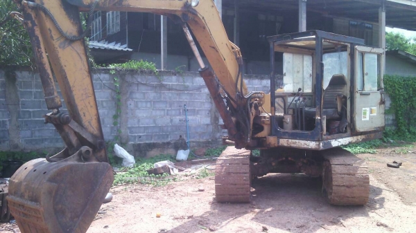 แม็คโคร KOMATSU Pc60-1 รถใช้งานได้ปกติ สนใจติดต่อ 0835601591 หรือ 0903494058