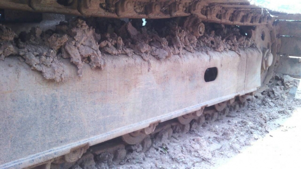 แม็คโคร KOMATSU Pc60-1 รถใช้งานได้ปกติ สนใจติดต่อ 0835601591 หรือ 0903494058