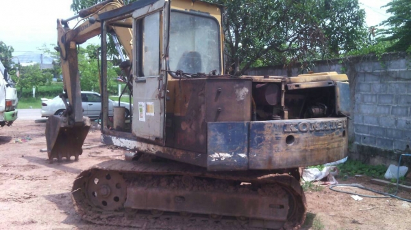 แม็คโคร KOMATSU Pc60-1 รถใช้งานได้ปกติ สนใจติดต่อ 0835601591 หรือ 0903494058