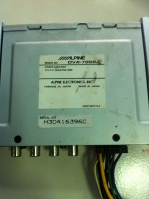 Alpine DVA-7899J มาพร้อมกับPower AMP ตรงรุ่น ตัวท็อป เครื่องเล่นเป็นใบ้ 24Bit 4V DVD VCD MP3 CD หน้าจอสไลด์ไฟฟ้า ปรับระดับได้3ระดับ ปรีเอ้า3ชุด Aux1ชุด สภาพสวย มือ2 ญี่ปุ่น