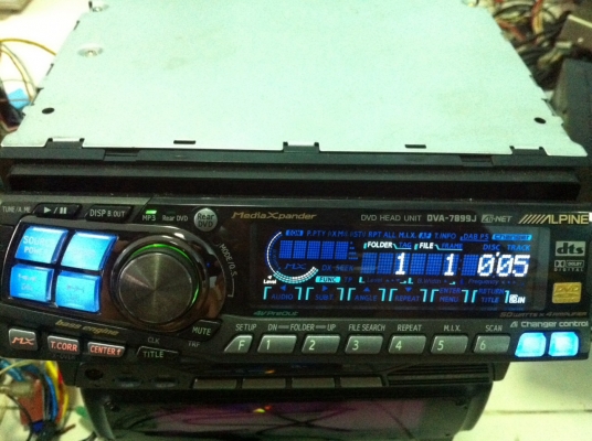 Alpine DVA-7899J มาพร้อมกับPower AMP ตรงรุ่น ตัวท็อป เครื่องเล่นเป็นใบ้ 24Bit 4V DVD VCD MP3 CD หน้าจอสไลด์ไฟฟ้า ปรับระดับได้3ระดับ ปรีเอ้า3ชุด Aux1ชุด สภาพสวย มือ2 ญี่ปุ่น
