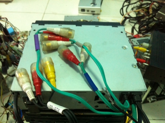 Alpine DVA-7899J มาพร้อมกับPower AMP ตรงรุ่น ตัวท็อป เครื่องเล่นเป็นใบ้ 24Bit 4V DVD VCD MP3 CD หน้าจอสไลด์ไฟฟ้า ปรับระดับได้3ระดับ ปรีเอ้า3ชุด Aux1ชุด สภาพสวย มือ2 ญี่ปุ่น