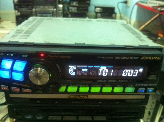 Alpine CDA-7892J CD หน้าจอสไลด์ไฟฟ้า ปรับระดับหน้าจอได้3ระดับ ปรีเอ้า1ชุด คุมกล่องCD มือ2 ญี่ปุ่น