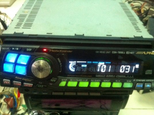 Alpine CDA-7892J CD หน้าจอสไลด์ไฟฟ้า ปรับระดับหน้าจอได้3ระดับ ปรีเอ้า1ชุด คุมกล่องCD มือ2 ญี่ปุ่น