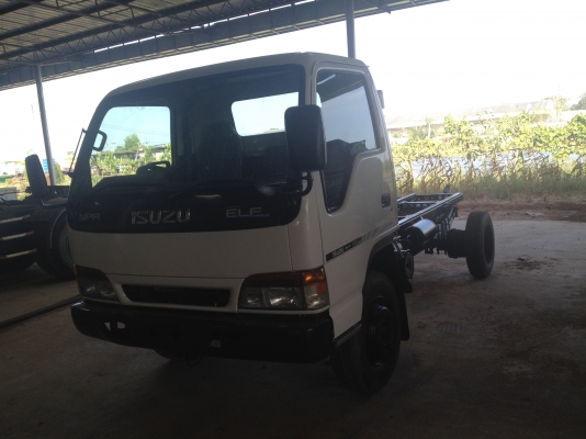 ขายค่ะ ISUZU NPR หัวการ์ตูน เครื่อง 120 แรงม้า ราคาเบาๆ ยาง 825/16 ทะเบียนพร้อมสนใจแวะมาดูคะ ขายพร้อมทะเบียน ช่วงกระบะยาว 5.00 เมตร
