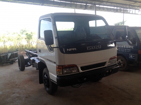 ขายค่ะ ISUZU NPR หัวการ์ตูน เครื่อง 120 แรงม้า ราคาเบาๆ ยาง 825/16 ทะเบียนพร้อมสนใจแวะมาดูคะ ขายพร้อมทะเบียน ช่วงกระบะยาว 5.00 เมตร