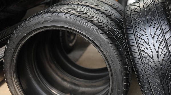 ยางขอบ 22 สภาพใหม่กิ๊ก