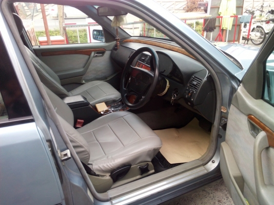 **** ขาย/แลก Benz c180 ปี 1995 รถบ้านเดิมสุดๆ ****