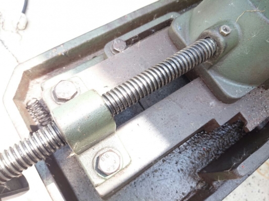 เลื่อยชัก hero 14" แบบมีปั้มน้ำในตัว 7500