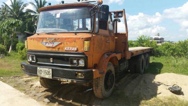 10 ล้อ 2 เพลาท้ายลาด 168 แรง KT725 รถสวย สภาพเดิมๆ รถห้างแท้ๆ กระบะม้ายลาดสามมิตรเดิมๆ เครื่องเดิใสวย คัสซีสวยตลอดเส้น หัวเดิมบาง