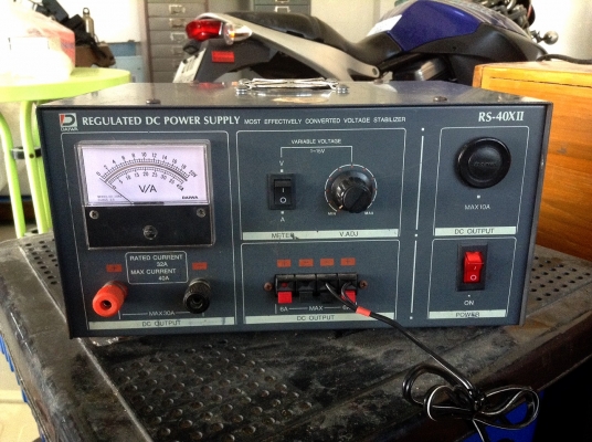 ขาย  หม้อแปลงไฟฟ้า  220 V  เป็น 12  ของญี่ปุ่น Daiwa  ของแท้สภาพใหม่