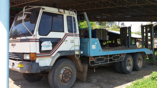 ขายรถเทเลอร์สิบล้อสองเพลา ห้างแท้ แอร์เย็นขึ้น200สบาย