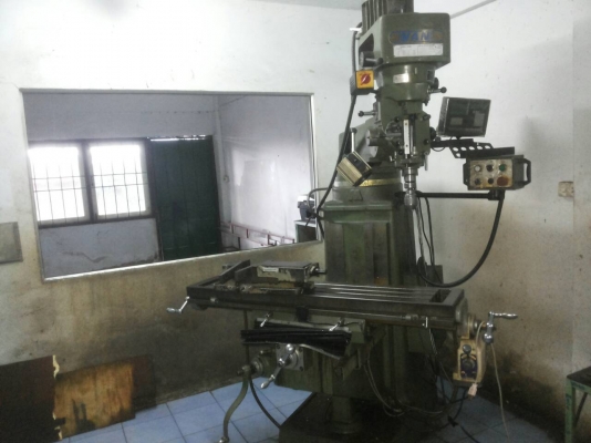 ขายเครื่อง MILLING ใต้หวัน M4 สภาพใหม่มาก มี LINEAR มีออโต้ และ เครื่องกลึง ใต้หวัน TAKANG 6 ฟุต สภาพพร้อมใช้งาน ขายคู่ครับด่วน จะเอาพื้นที่ ถูก ๆ 220,000 บาท ถูกคอถูกใจลดให้อีก ครับ