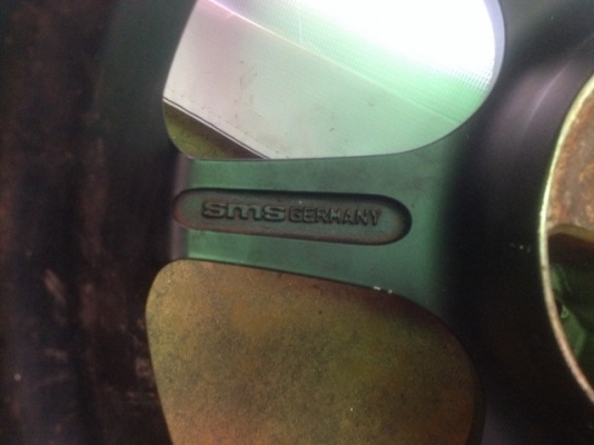 ล้อ SMS เยอรมันเเท้16กว้าง7อ๊อฟ35 4รู100ไม่คดไม่ดุ้งเอาไปเก็บสีเองตามสภาพ ล้อ SMS เยอรมันเเท้16กว้าง7อ๊อฟ35 4รู100ไม่คดไม่ดุ้งเอาไปเก็บสีเองตามสภาพ