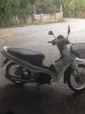 ขาย เวฟ125s โฉมi ราคา19,500 บาท 0855155980 (สตาร์ทเท้า) ตามสภาพ