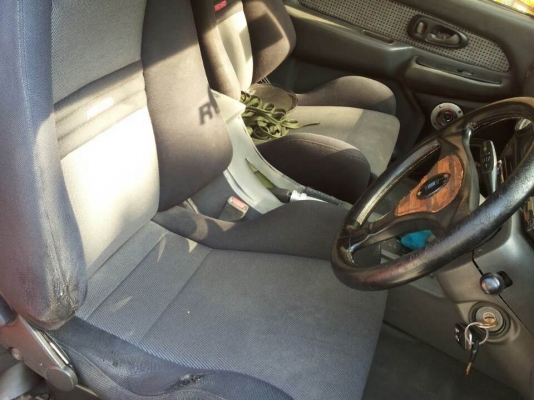 ขาย MITSUBISHI L200-STRADA,2DR เครื่องJ1โหลดเตี้ย รูปหล่อ ต่อได้