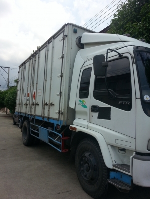 ขายด่วน รถ 6 ล้อ