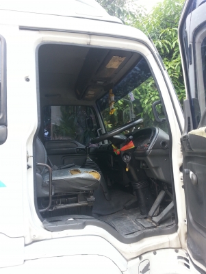 ขายด่วน รถ 6 ล้อ