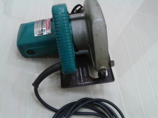 เลื่อยวงเดือน MAKITA 7" 5800NB Made In Japan มือสอง เลื่อยวงเดือน MAKITA 7" 5800NB Made In Japan มือสอง
