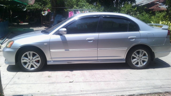 honda civic es vtec1.7 at ปี03