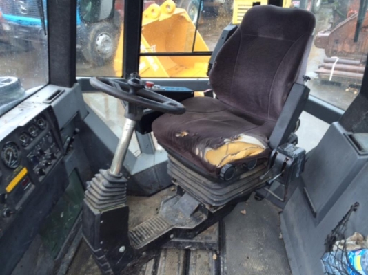 DYNAPAC CC422  ปี2000 (11ตัน) เครื่อง Cummin 4AA BT 3.9-C หากรอของได้ 60-90 วันติดต่อมาได้เลยครับ