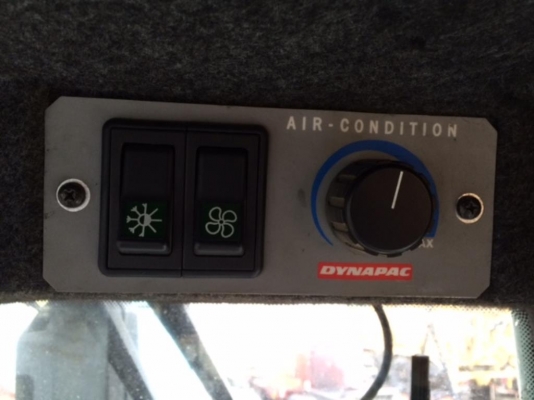 DYNAPAC CC422  ปี2000 (11ตัน) เครื่อง Cummin 4AA BT 3.9-C หากรอของได้ 60-90 วันติดต่อมาได้เลยครับ